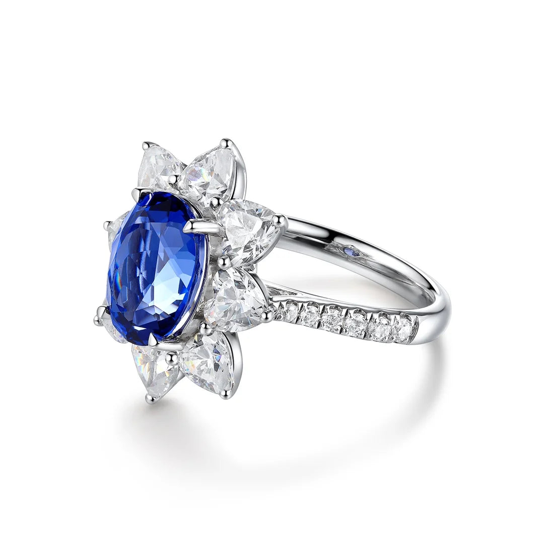 Gemfiori S925 Silver Cultivated Sapphire Ring Main Stone: 3.95CT Side Stones:5.37CT Weight: 4.95g