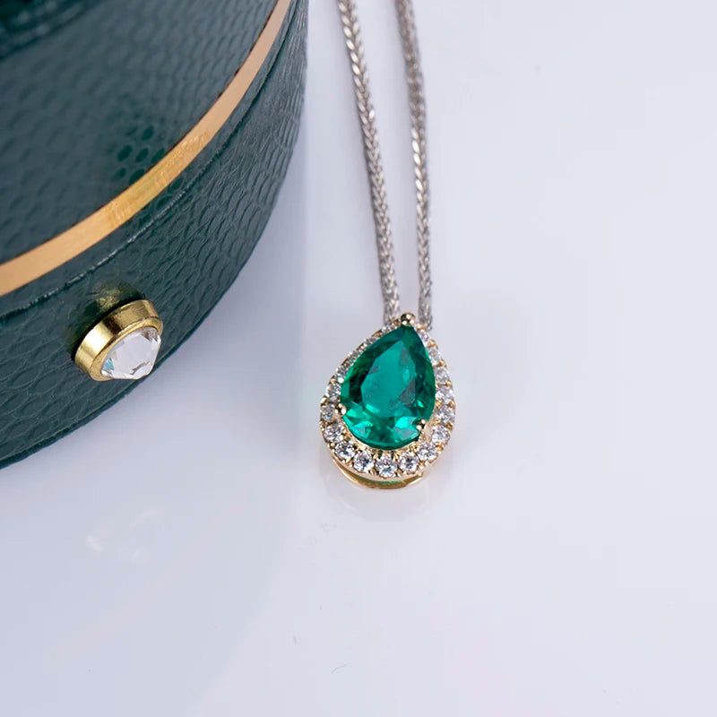 ArtistA MiShang Jewelry 18K Gold Pear Cut Pendant Lab Grown Diamond Emerald Necklace for Party/Women