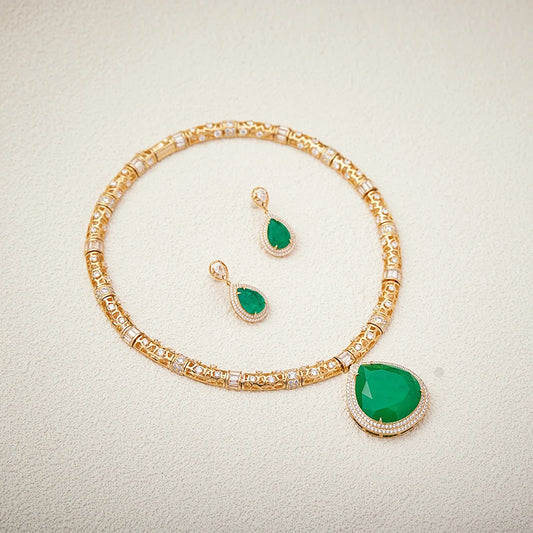 2025 Fashion Luxury Jewelry Set Necklace Earrings Hollow Chain Inlaid Texture Gemstone Heavy Craftsmanship Women's Jewelry