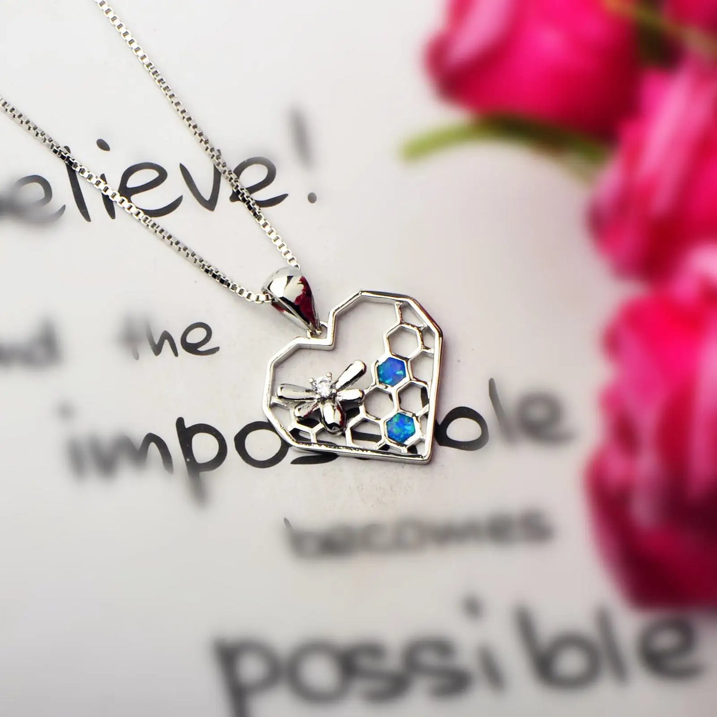 TikTok INS Wind Hawaii Beach Explosion Copper Alloy Silver Plated Lab Created Opal Dragonfly Vintage Party Box Chain Women's