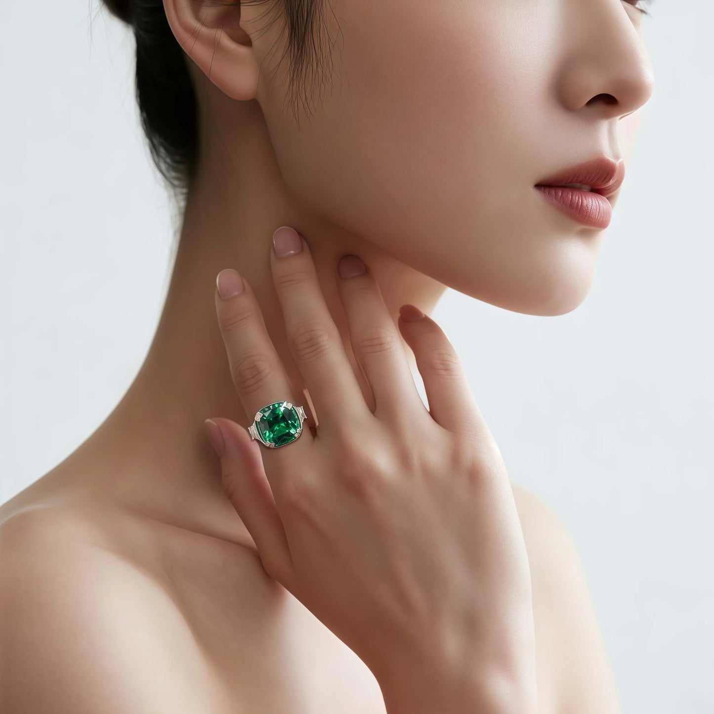 MUSHAN Jewelry Factory's 925 Sterling Silver Wedding Bands High Carbon Diamond Green Musa Ring for Women for Parties