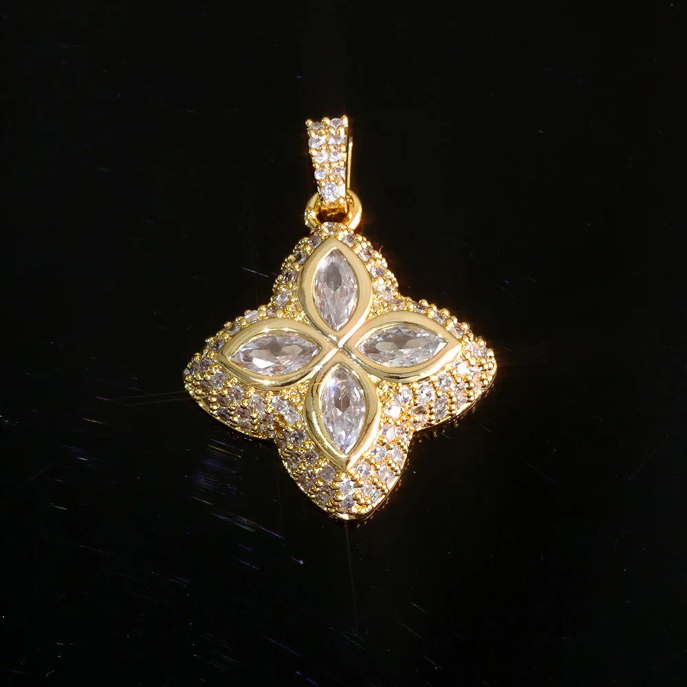 Luxury Full Zircon Four-Leaf Clover Pendant Necklace Hip-Hop Bling Jewelry Gold Plated Necklace