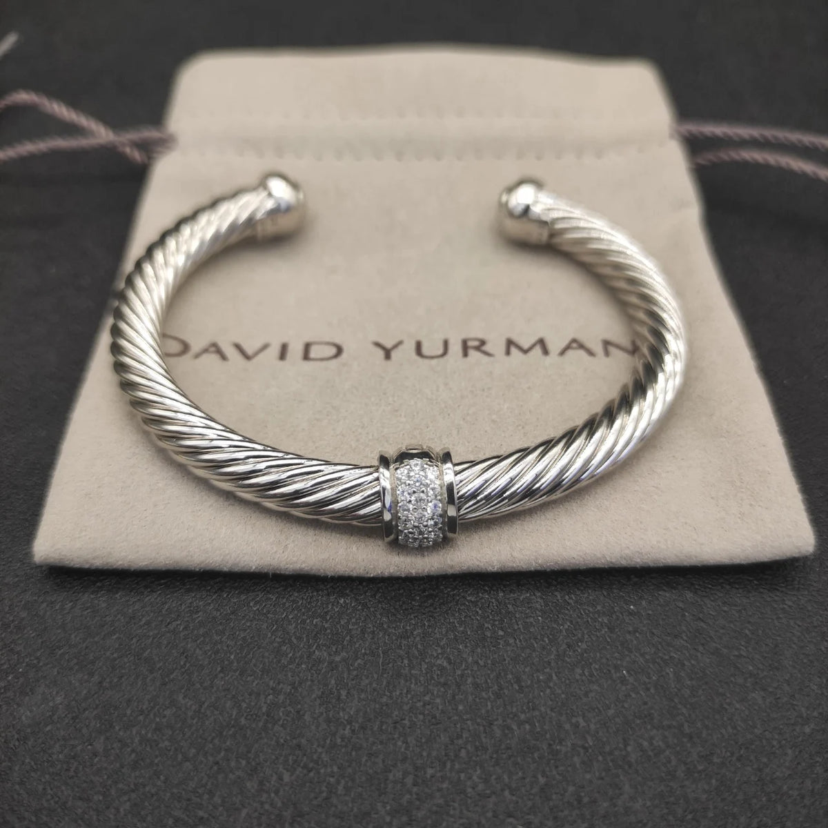 FASHIONISTA DY High-Quality 7mm Silver-Plated Diamond Fashion Bracelet, Fashionable Silver-Plated Colored Gemstone Bangle, Jewelry