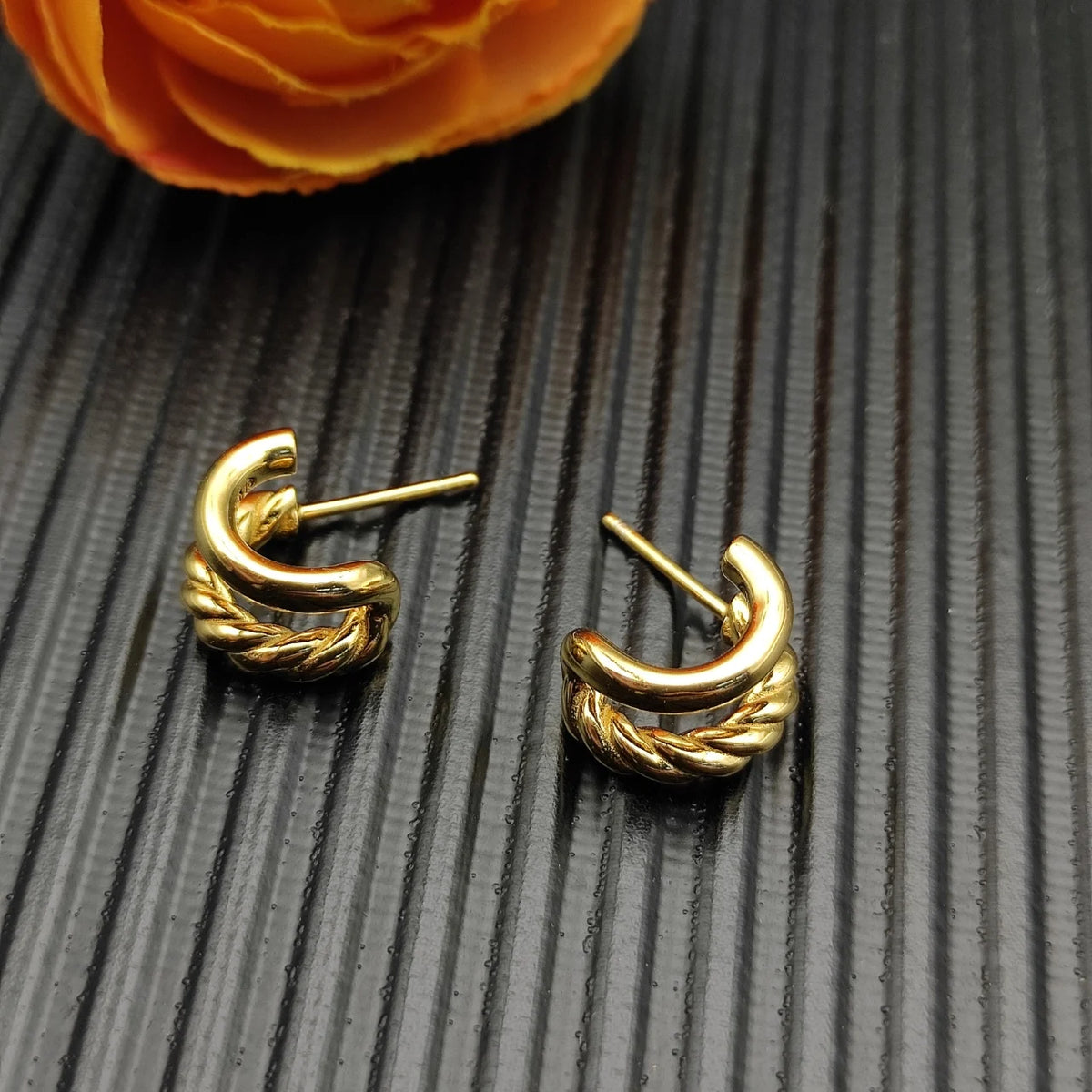 FASHIONISTA DY High-Quality Silver-Plated 13.5mm Silver Double Hoop Earrings. Gold-Plated Earrings. Jewelry.