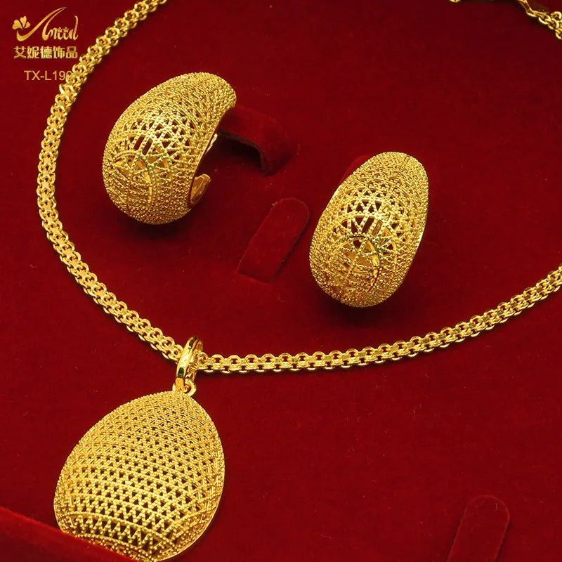 24K Gold Alloy Two-Piece Jewelry Set Indian Dubai Wedding Accessories Sand Gold Twisted Geometric Necklace Earrings for Unisex