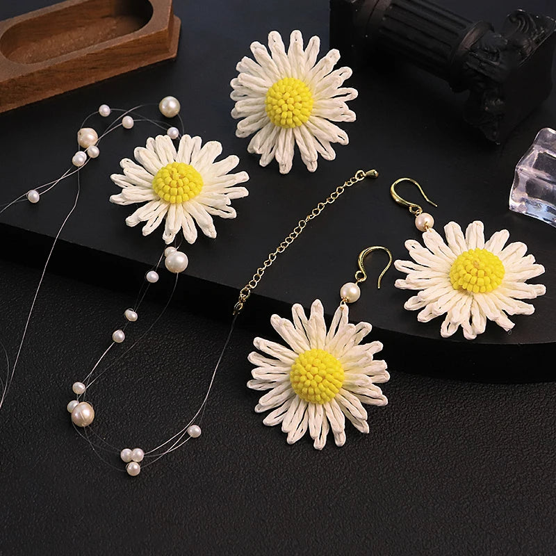 GLSEEVO Handmade Daisy Flower Pearl Jewelry Set for Woman Natural Freshwater Pearl Dangle Earring Necklace Fashion Jewelry