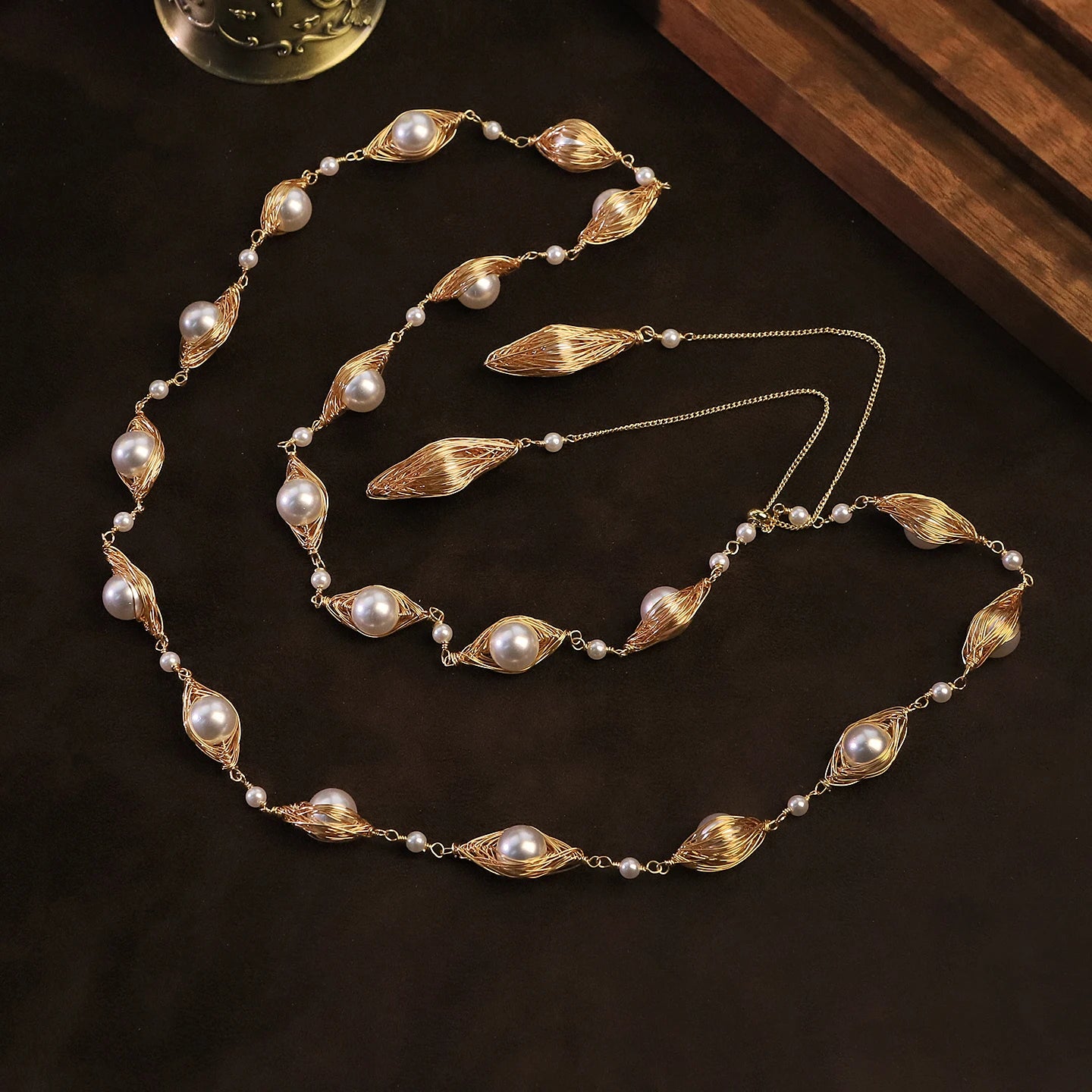 Shijia Pearl Wire Wrapped Sweater Chain Necklace for Women Daily Banquet Birthday Party Gift Dainty Necklace Fashion Jewelry