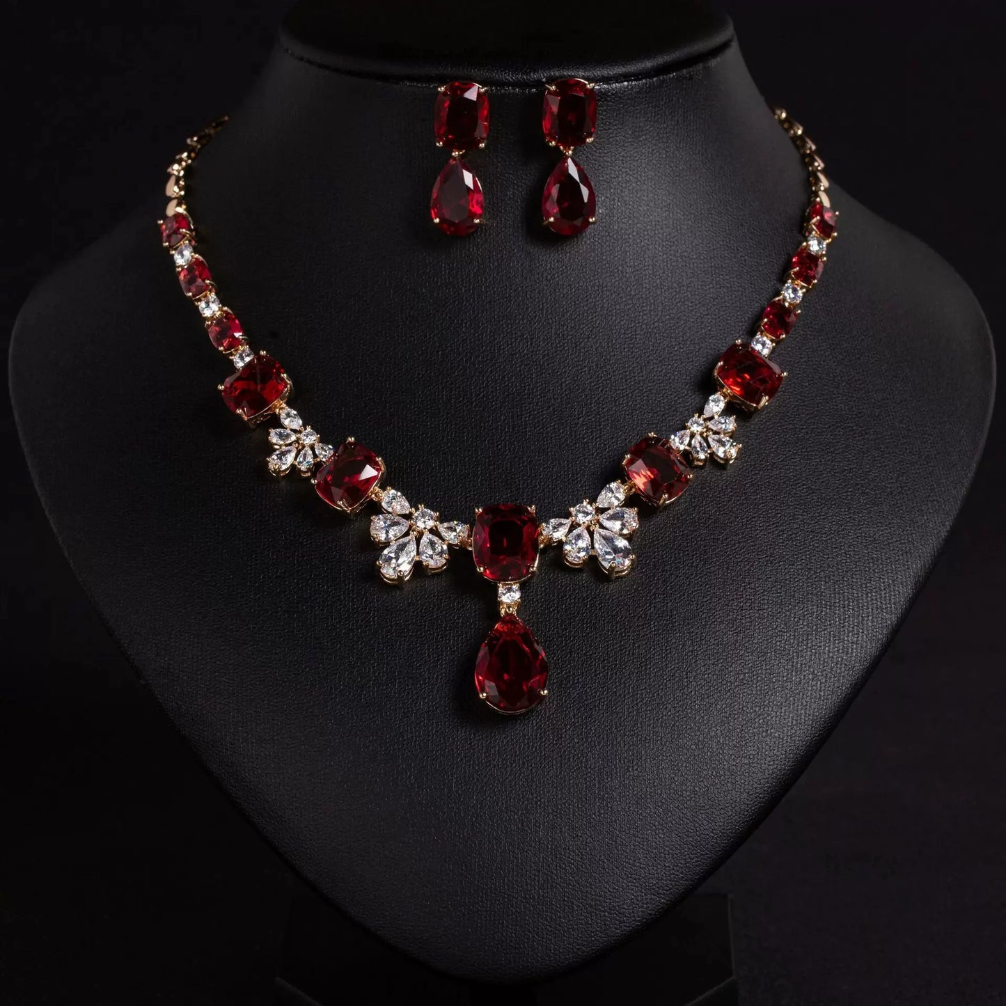 XM S302 Cushion Cut Zircon Teardrop Statement Necklace & Drop Earrings Set