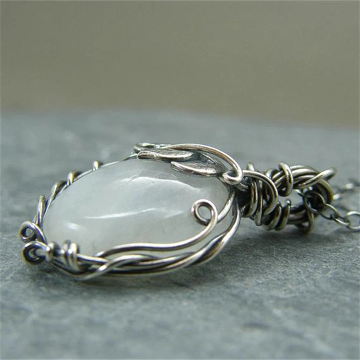 REBEL Unique Vintage Women Silver Moonstone Gemstone Leaf Necklace Pendant Chain Charm Jewelry Gift