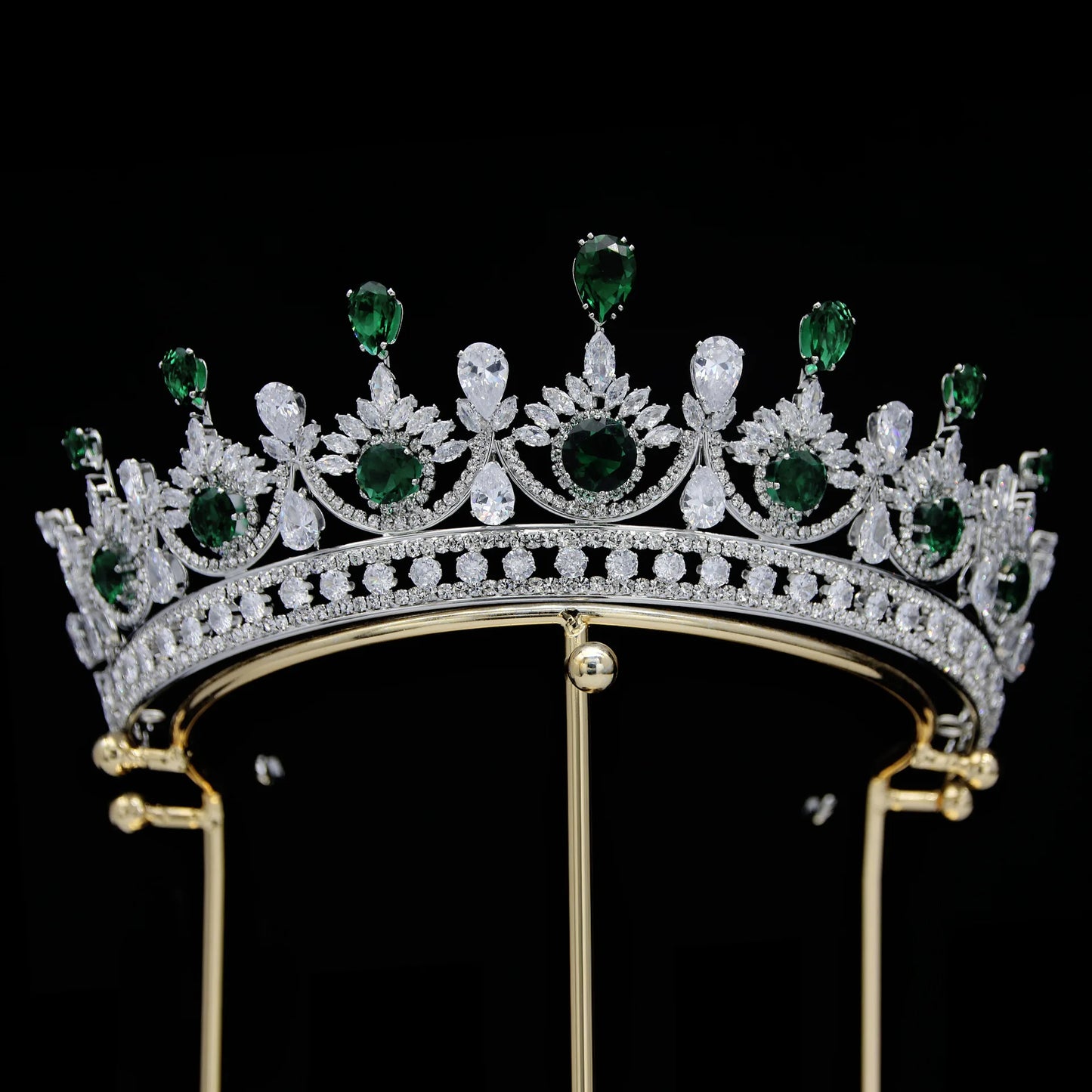 Elegant Luxurious Cubic Zircon Crown Hair Accessory Women's Headdress and Statement Headpiece for Bride Wedding and Pageants