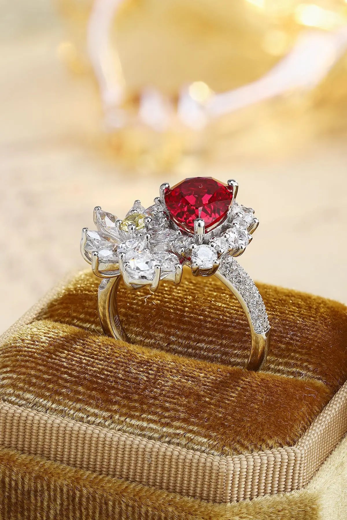 Gemfiori Jewelry Trendy High Quality S925 Silver Cultivated Ruby Ring Unisex Engagement Ring for Wedding Party or Gift