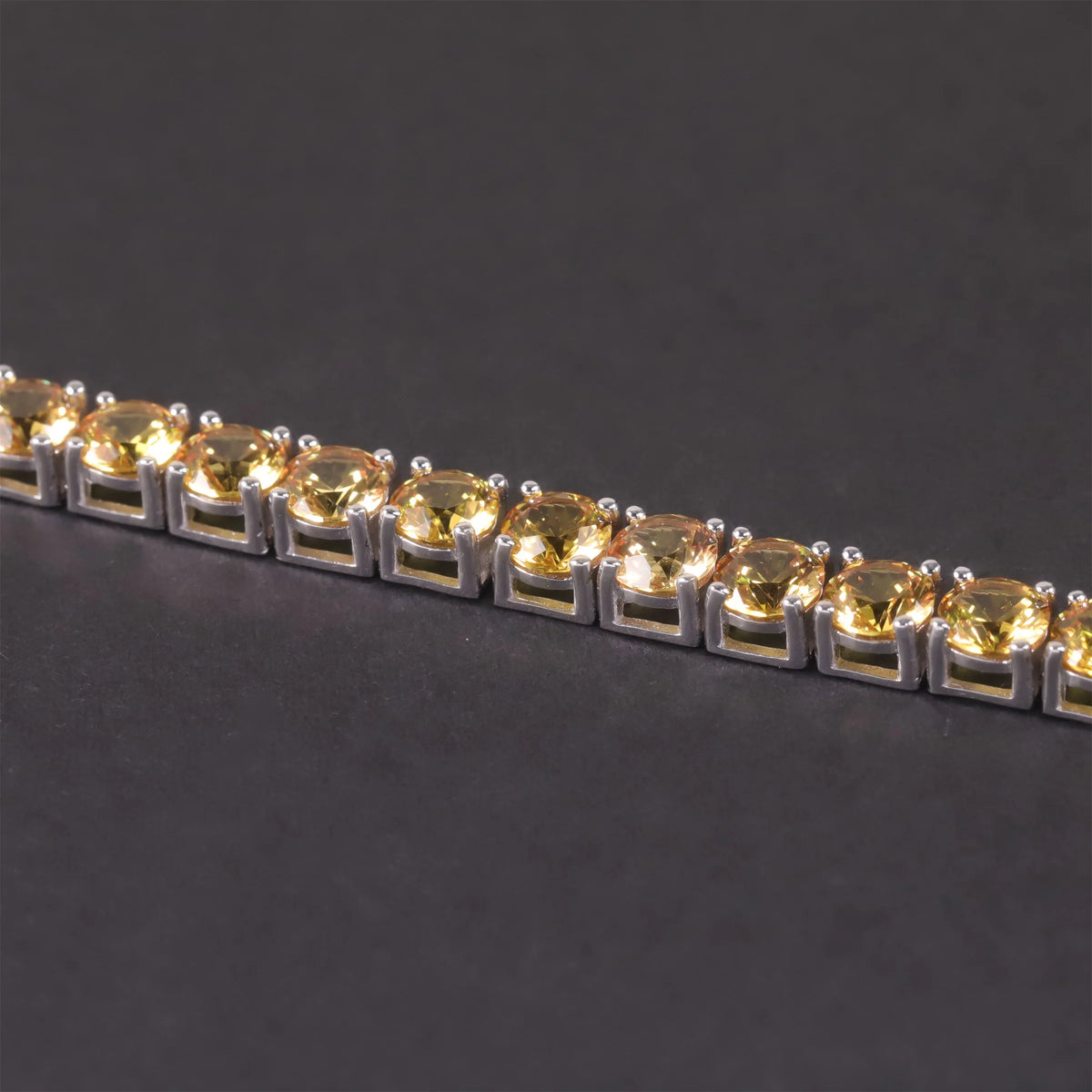 Gemfiori Abiding OEM ODM Sparkling 3MM 6.5IN 7.4G Medium Yellow Lab Grown Sapphire Gemstone S925 Silver Tennis Bracelet Price