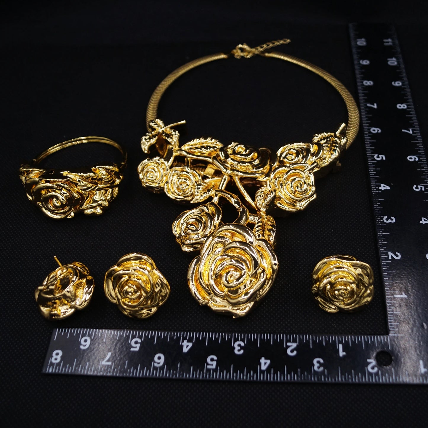Zhuerrui Italiano Gold Designs Women Jewellery Set Party Fine Costume Jewelry Set Luxury Big Necklace Jewellery Sets HK0227