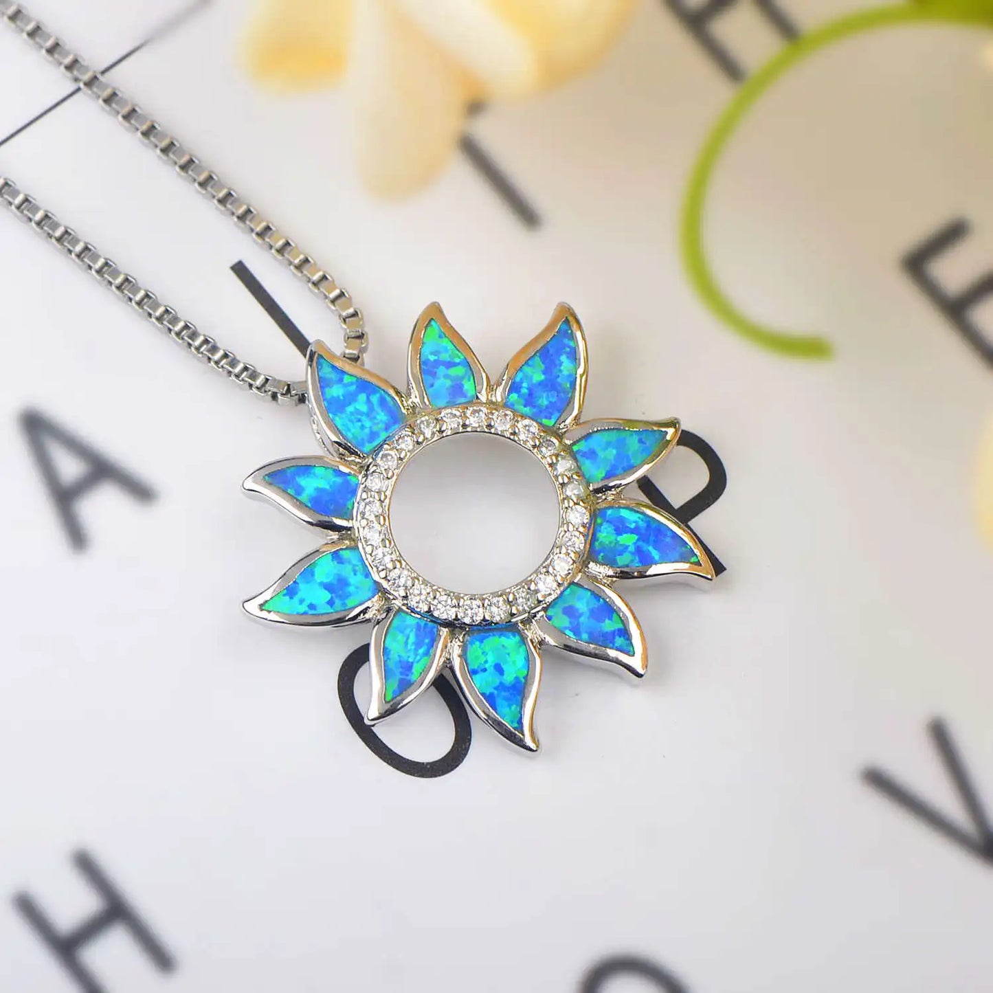 Aobao Fashion Colored Gem Opal Necklace New Sunflower Pendant Opal Studded Link Copper Silver Plated Wholesale Bestseller