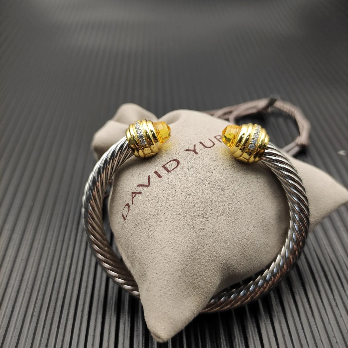 FASHIONISTA DY High-Quality Gold-Plated Diamond-Set Fashion Bangle, Unisex Silver-Plated Diamond-Set Bangle, Jewelry
