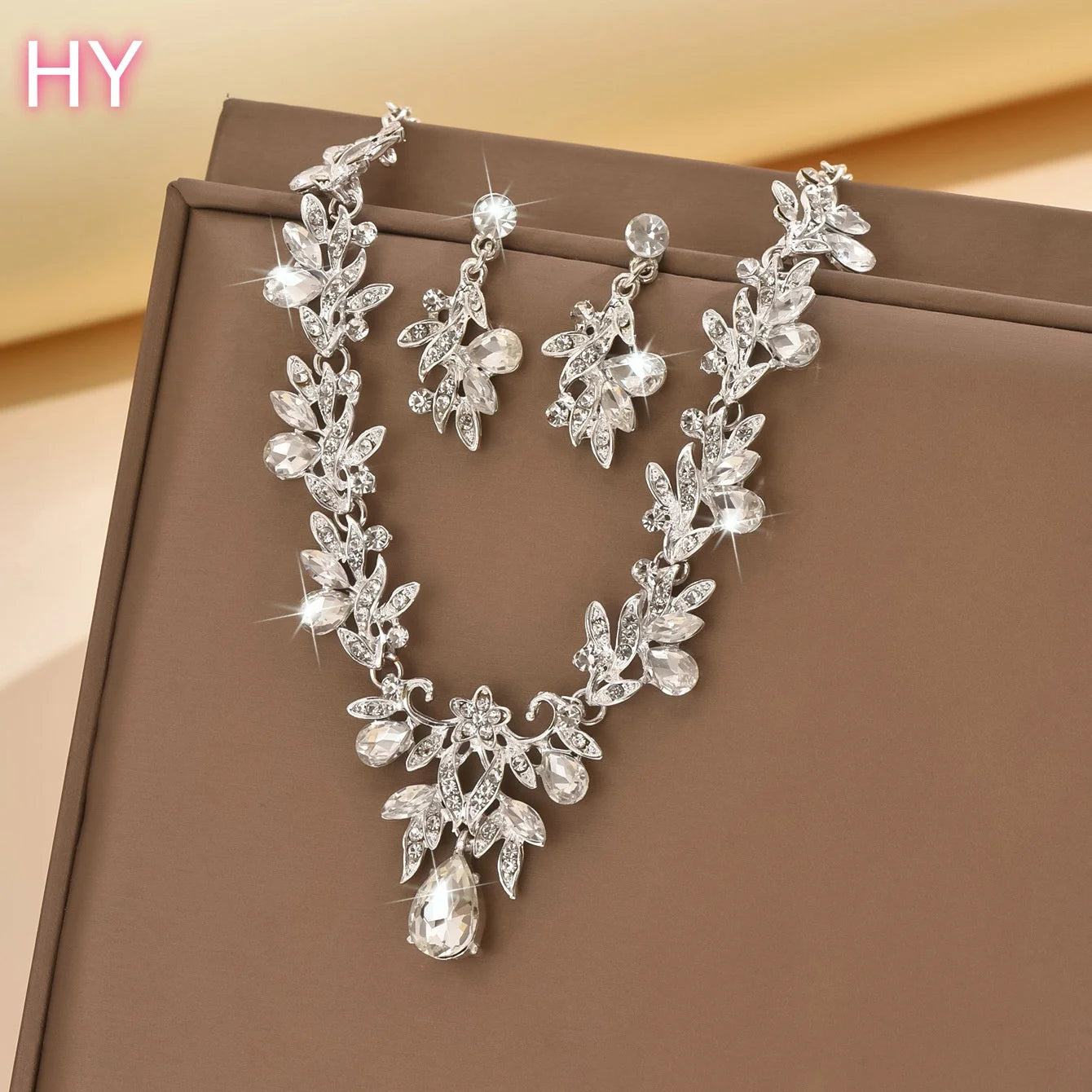 HY Women's Fashion Gold-Plated Bridal Jewelry Sets Rhinestone Crystal Wedding Necklaces Earrings for Parties Engagements Wedding