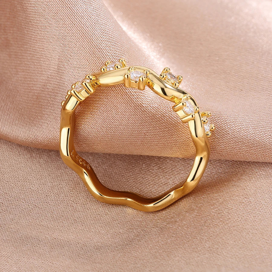 Fine Jewelry S925 Sterling SIlver Gold Plated 2.25MM VVS D Color Moissanite Wave Casual Rings for Ladies with GRA Certificate