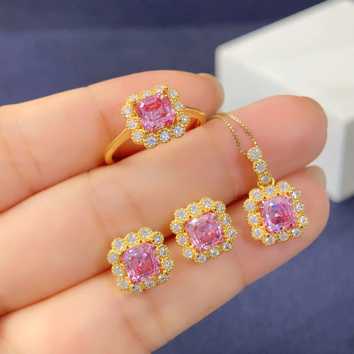 ArtistA Sakura Pink Moissanite Jewelry Set 925 Sterling Silver Ring Pendant Earrings Bridal Wedding Gift for Women