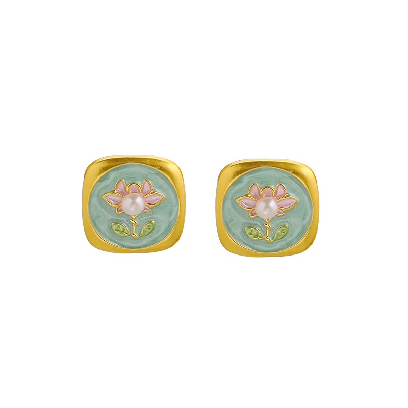 Natural Pearl Green Relief Flower Square Earrings Korean Style Women Luxury Jewelry Fashion Ladies and Girls Gift GE1581