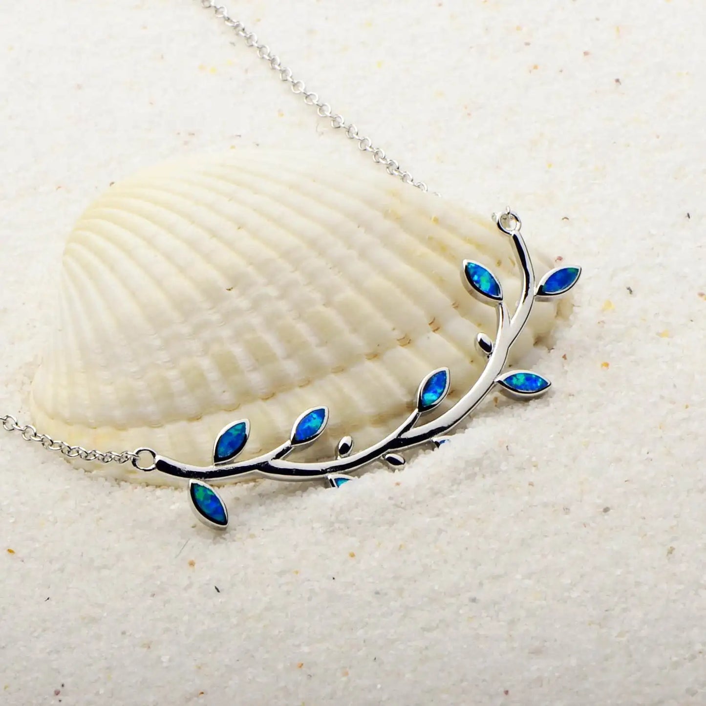 TikTok INS Wind Hawaii Beach Explosion Opal Heart Shape Leaves Vintage Copper Box Necklace Women's Wholesale Party Inlaid Charms