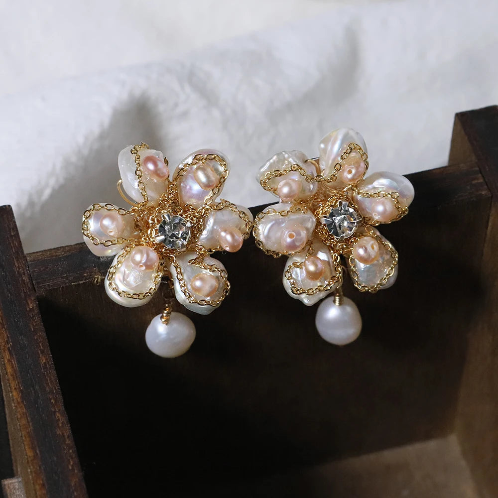 Natural Baroque Pearl Petal Flower Earrings for Women Korean Classic Vintage Fashion Jewelry Earrings GE1594