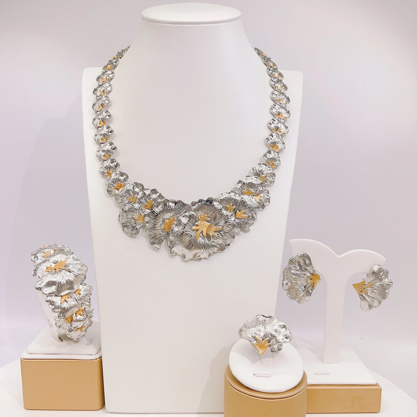 Zhuerrui Italian Gold Flower Jewelry Sets Exquisite Eco-Friendly Alloy Two-color Necklace Set Wedding Party Birthday Gift H00717