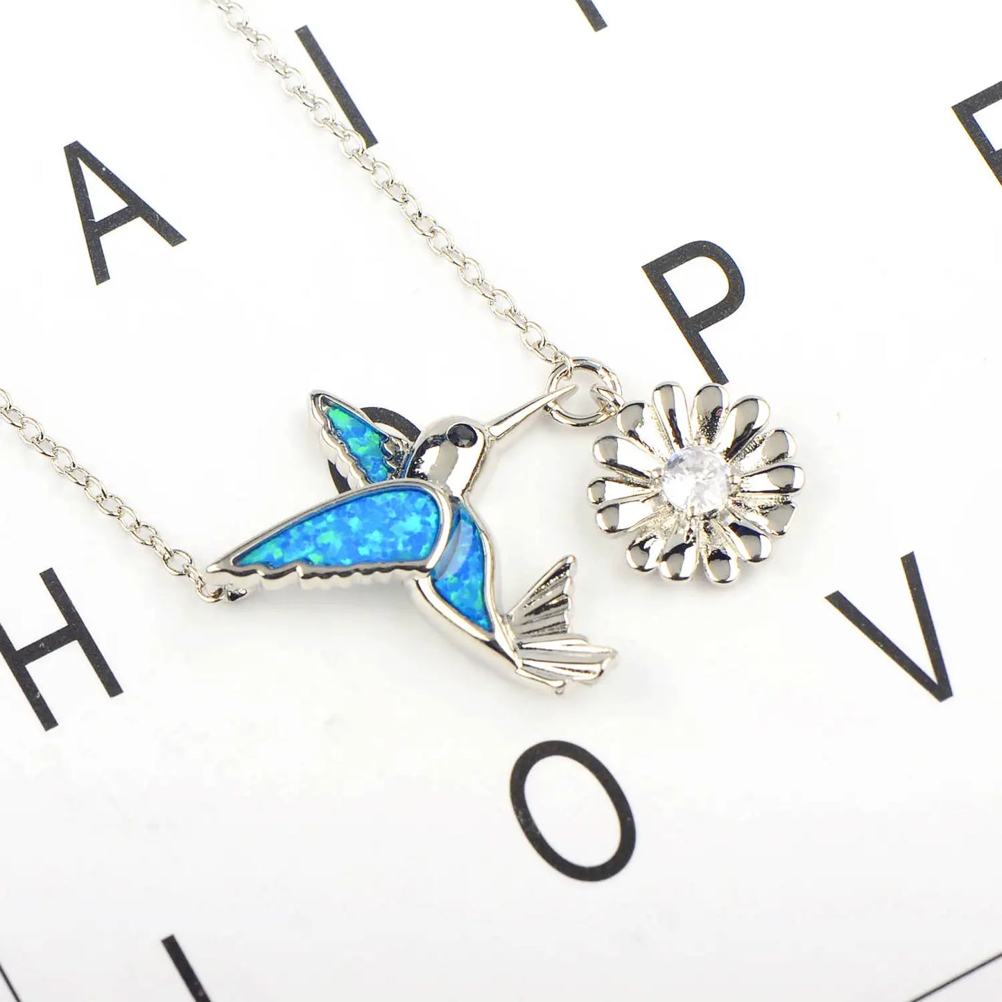 Delicate Hummingbird Flower Pendant Necklace Aobao Inlaid Detail Fashion Jewelry