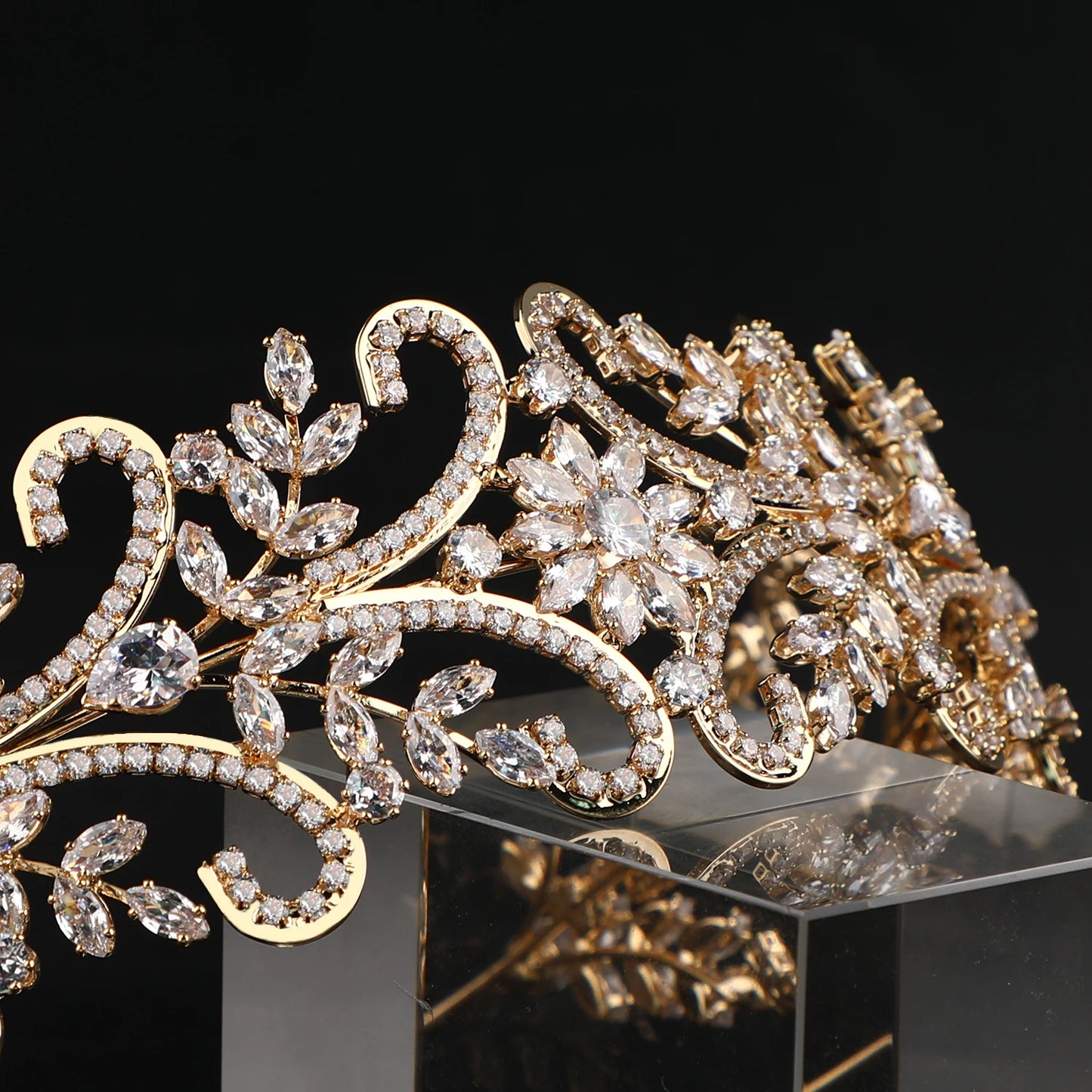 Luxury Gold Plated Princess Bridal Headband Zircon Hair Jewelry for Women Wedding Hair Accessories Tiara