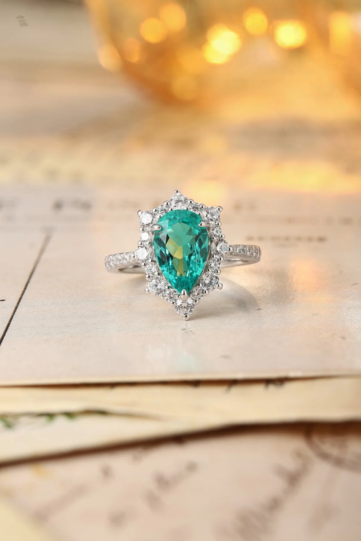 Gemfiori Luxury Lab Grown Pear Cutting Emerald S925 Silver Ring Custom Made Ring with Excellent Price