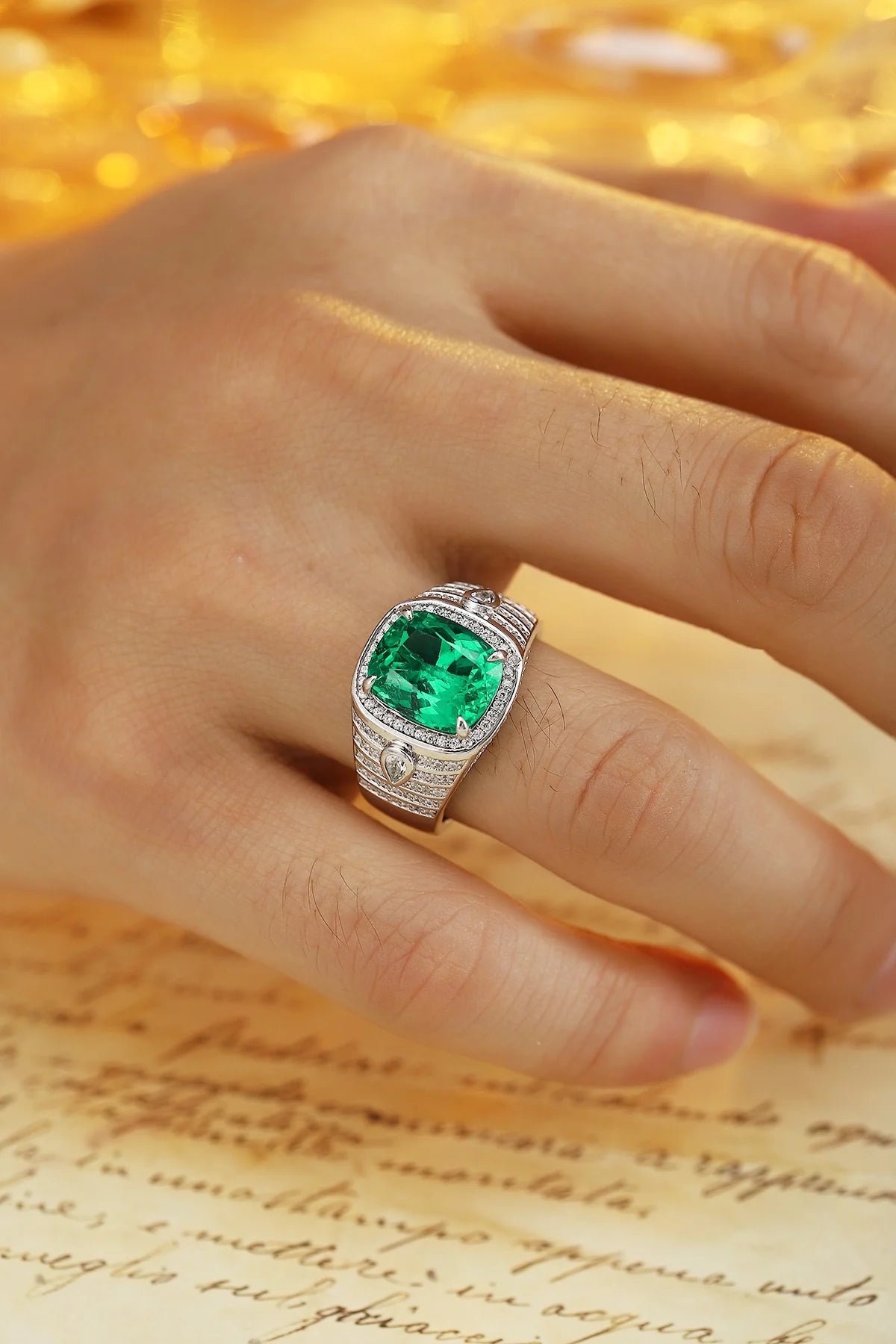 Gemfiori New Design Retro Lab Grown Emerald Gemstone Ring Sterling 925 Silver Mens Rings Big Size Rings for Men Wedding Party Jewlery