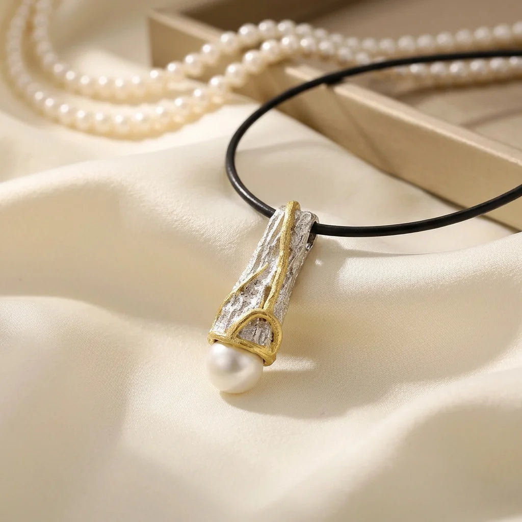 Fashion Italy Handmade 925 Sterling Silver Vintage Charm Pendant with 18K Gold Plated Shell Pearl Unisex Everyday Wear