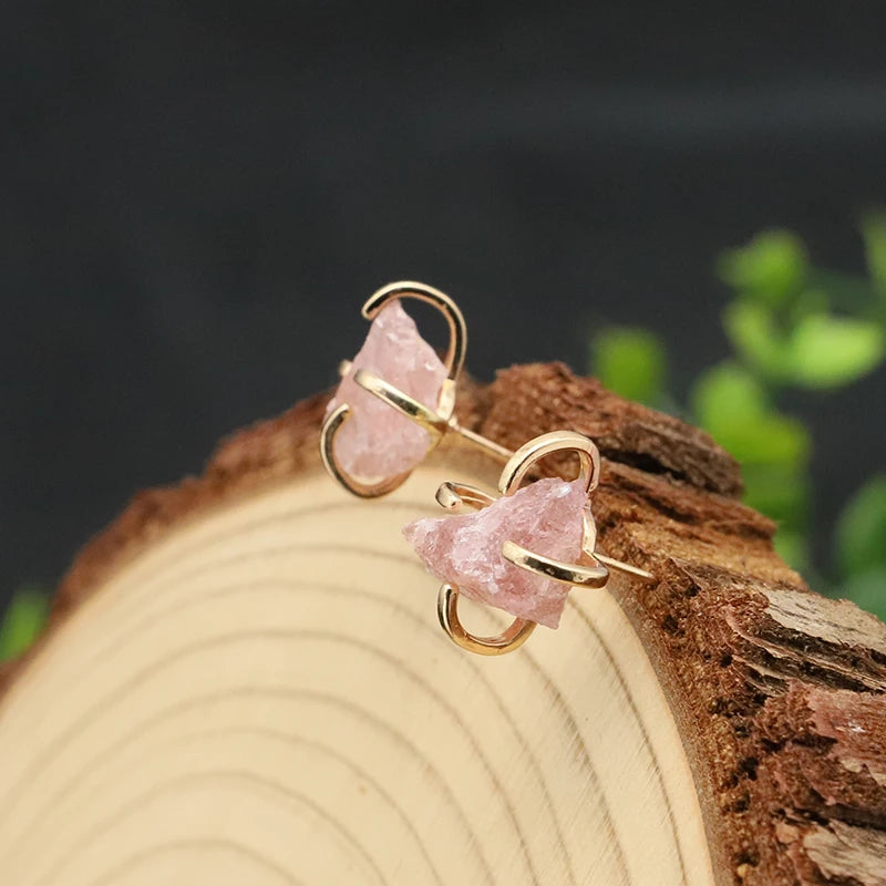 Wholesale Minimalist Turquoise Paw Natural Stone Crystal  Modern Women's Designer Earrings Fashion Luxury Earrings Jewelry