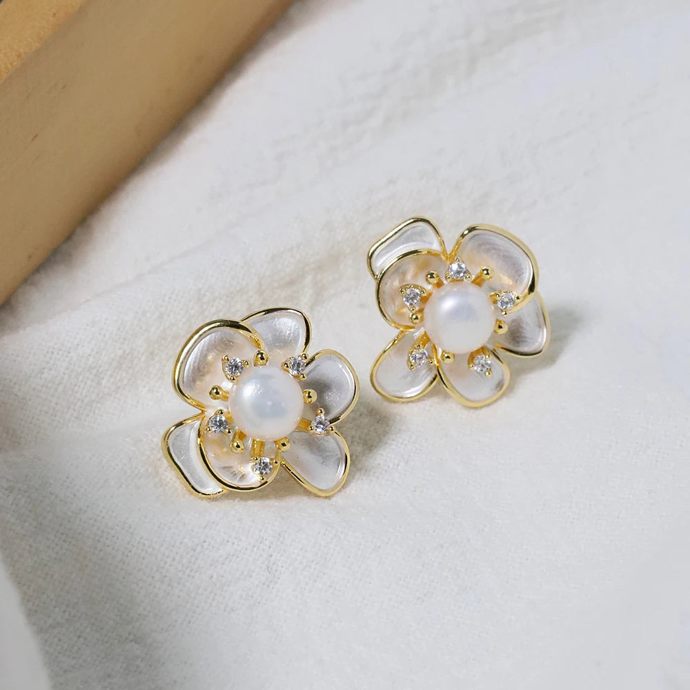 High-quality, Round, Pearl Puddles Earrings Large Natural Pearl Earrings with a Touch of Luxury and Sophistication for Women.