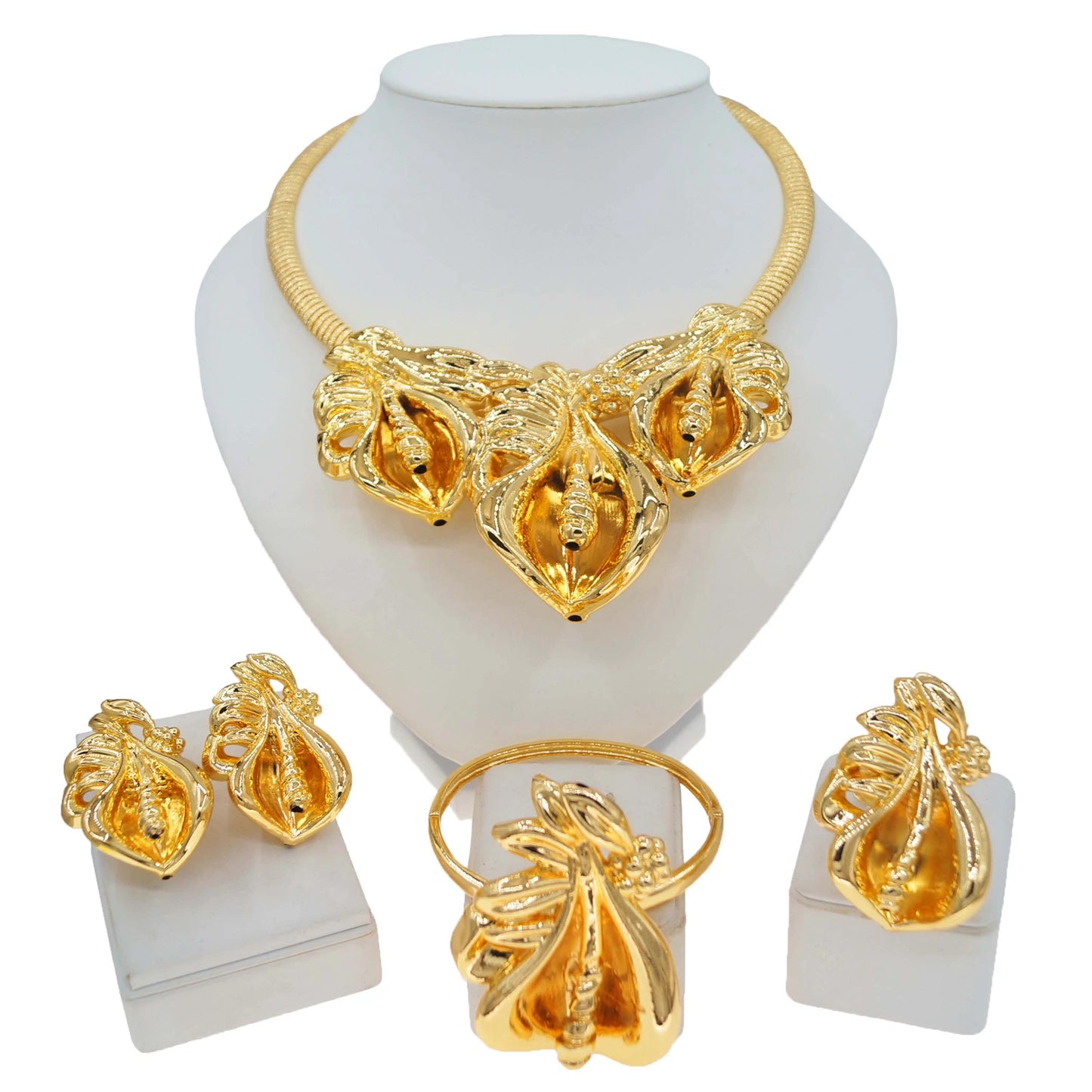 Zhuerrui Luxury Copper Ring Gold Plated Jewelry Set the Latest Trend Fashion Nigerian Engagement Proposal Necklace RingHK02022