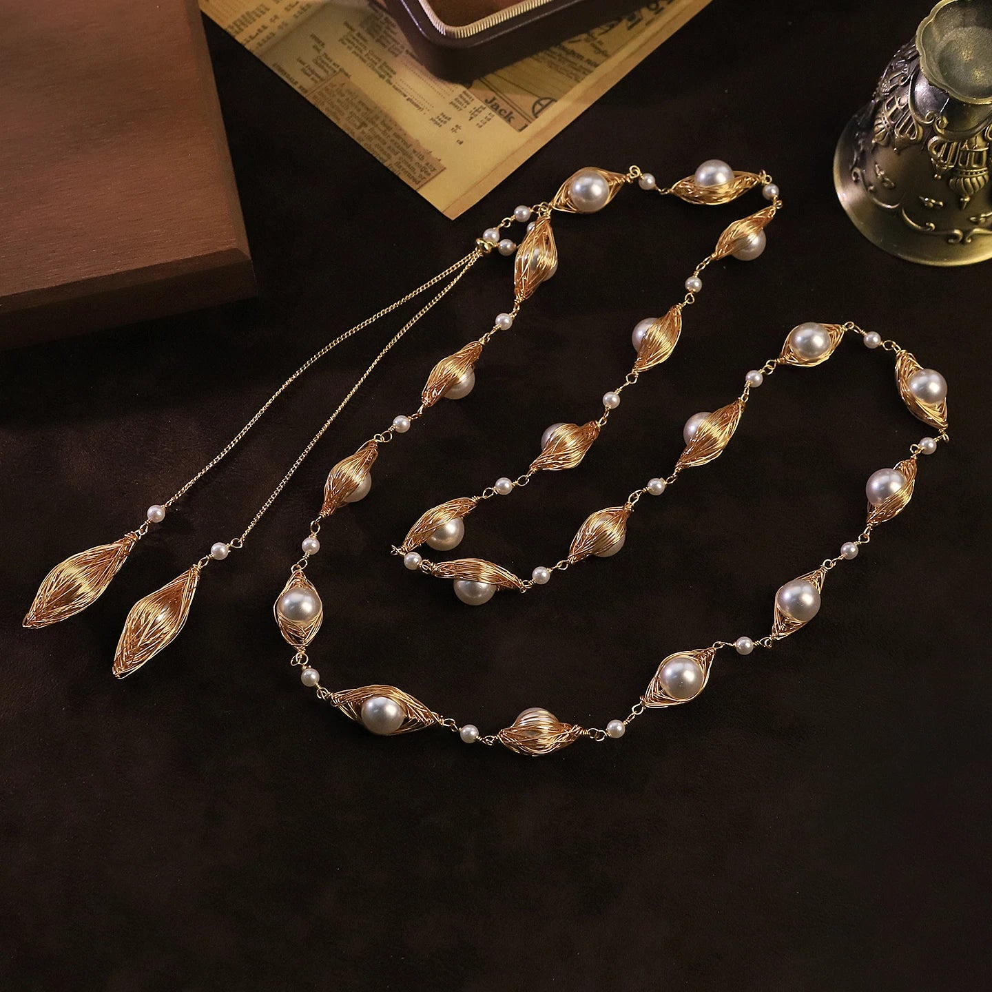 Shijia Pearl Wire Wrapped Sweater Chain Necklace for Women Daily Banquet Birthday Party Gift Dainty Necklace Fashion Jewelry