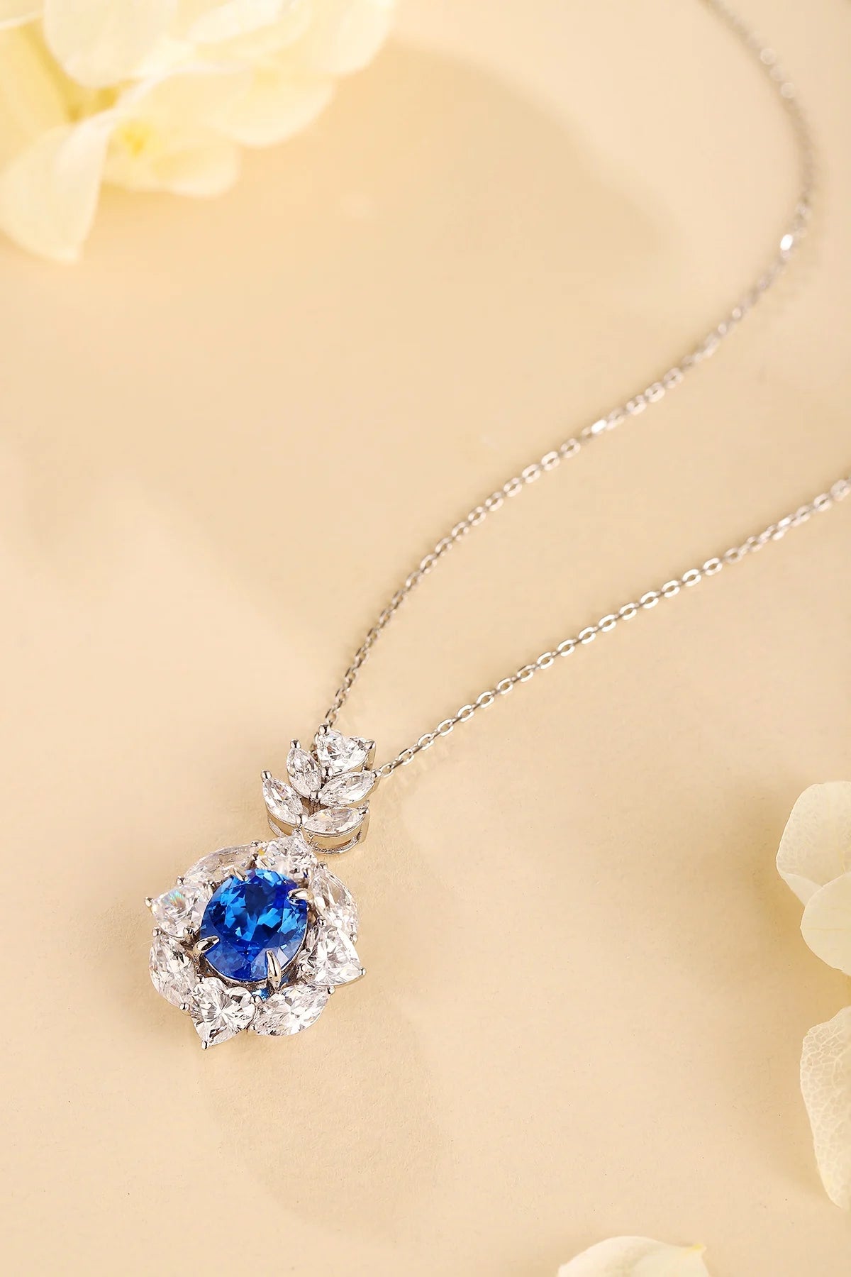Gemfiori Anster 925 Sterling Silver High-quality Cultivated Cobalt Spinel Necklace - Suitable for Parties or As a Gift
