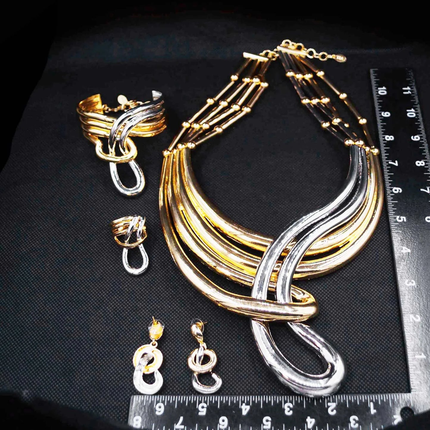 Zhuerrui Latest Pendant Good Jewelry Sets Simple Silver Necklace Bracelet Jewelry Set Available Bridal Wedding Gifts H20175