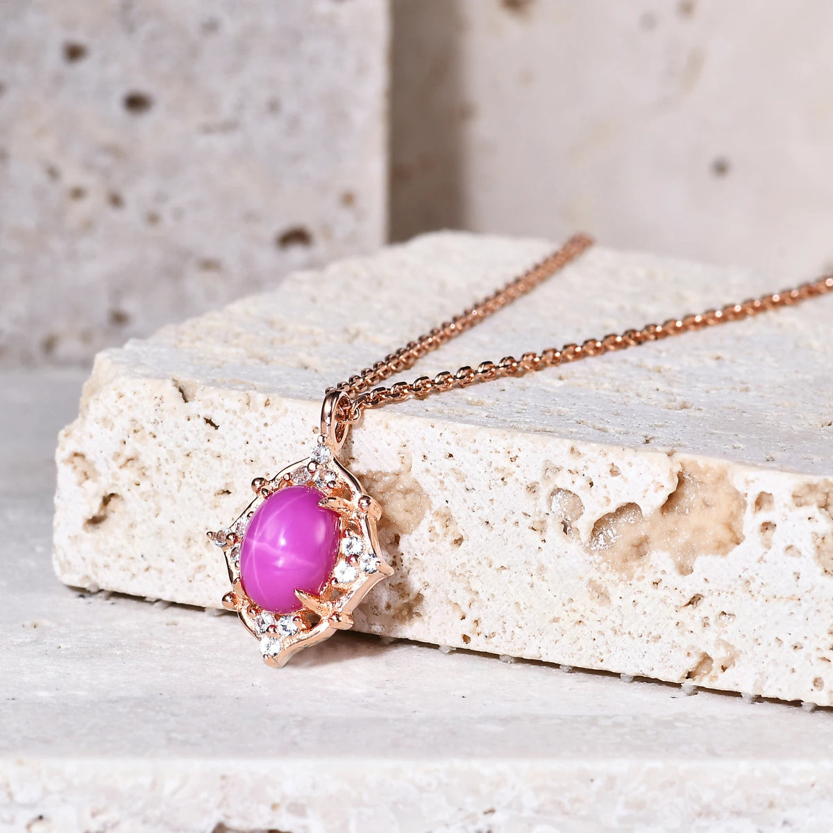 ArtistA Abiding Elegant Rose Gold Plated 925 Sterling Silver Cluster Cz Set Artificial Lab Grown Star Ruby Branch Flower Ring & Necklace