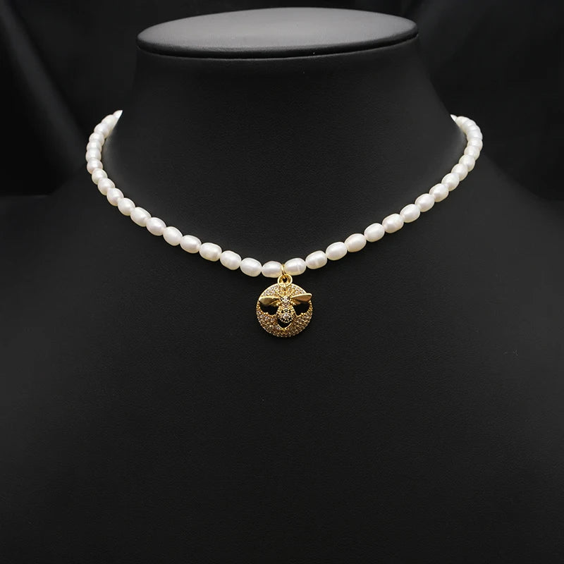 Simple Zircon Butterfly Pendant Freshwater Pearl Necklace Baroque Enamel  Gold Plated Luxury for Girls Necklace Fine Jewelry