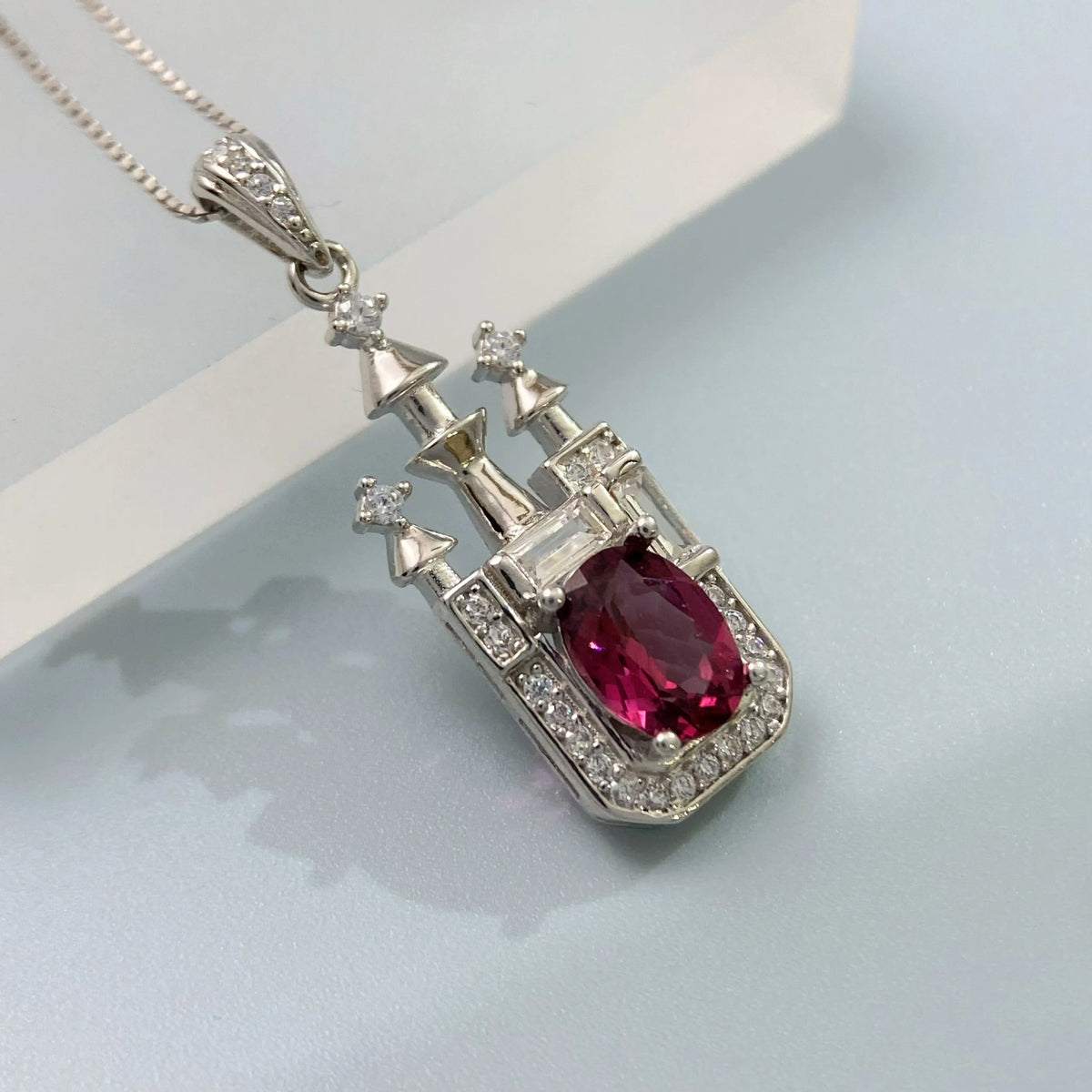 Gioiellieri Natural Pyrope Garnet Pendant with S925 Sterling Silver for Women Elegant Red Gemstone Necklace Jewelry January Birthstone Gift