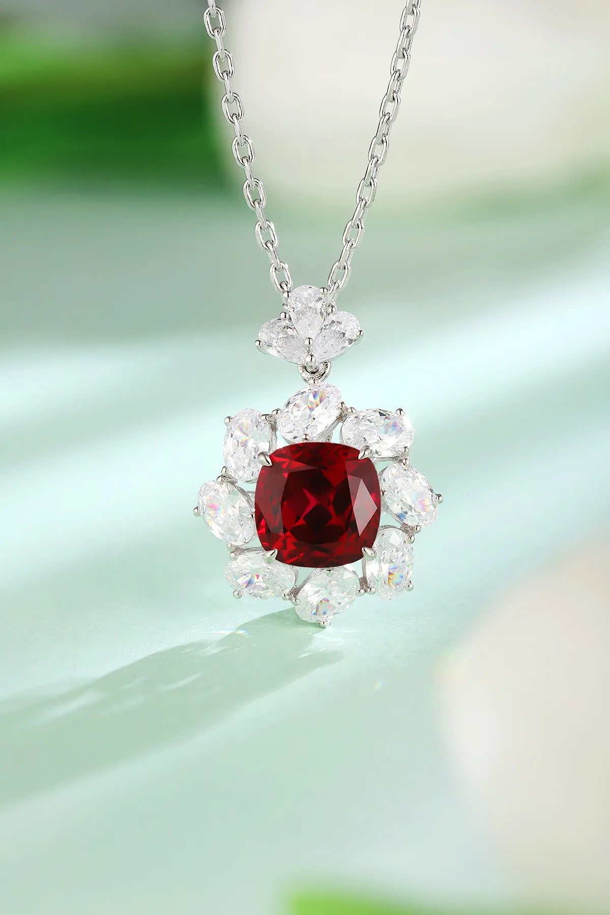Gemfiori Anster 925 Sterling Silver High-quality Cultivated Ruby Necklace - Suitable for Parties or As a Gift
