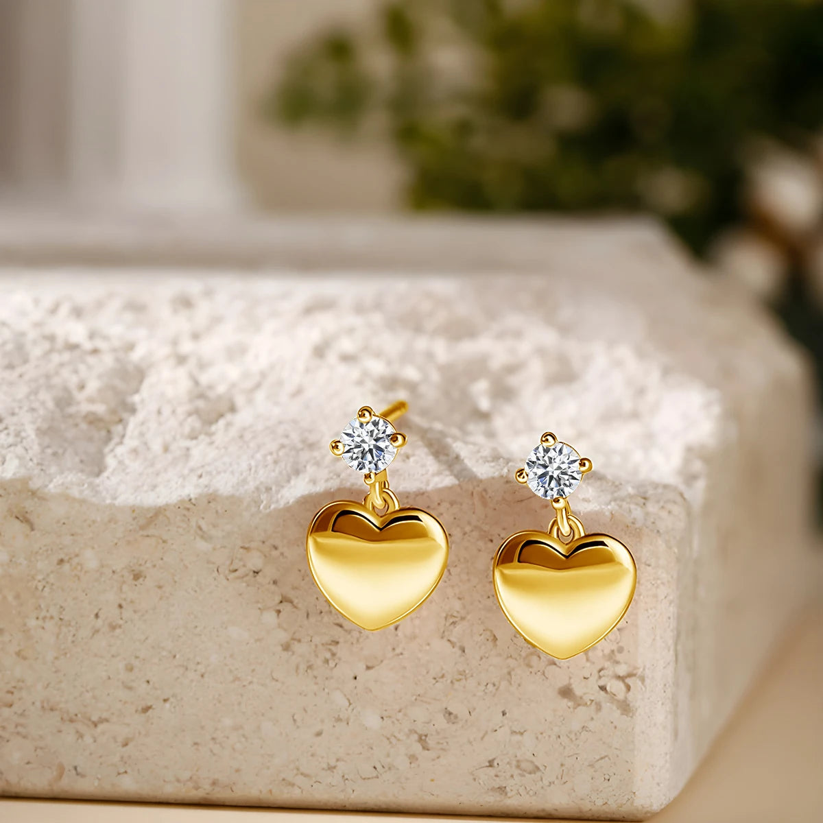 Gioiellieri Fine Jewelry Manufacturer Woman Engagement 5mm 0.5ct Moissanite Hollow 14K Gold Earrings Simple Heart Cut Earrings