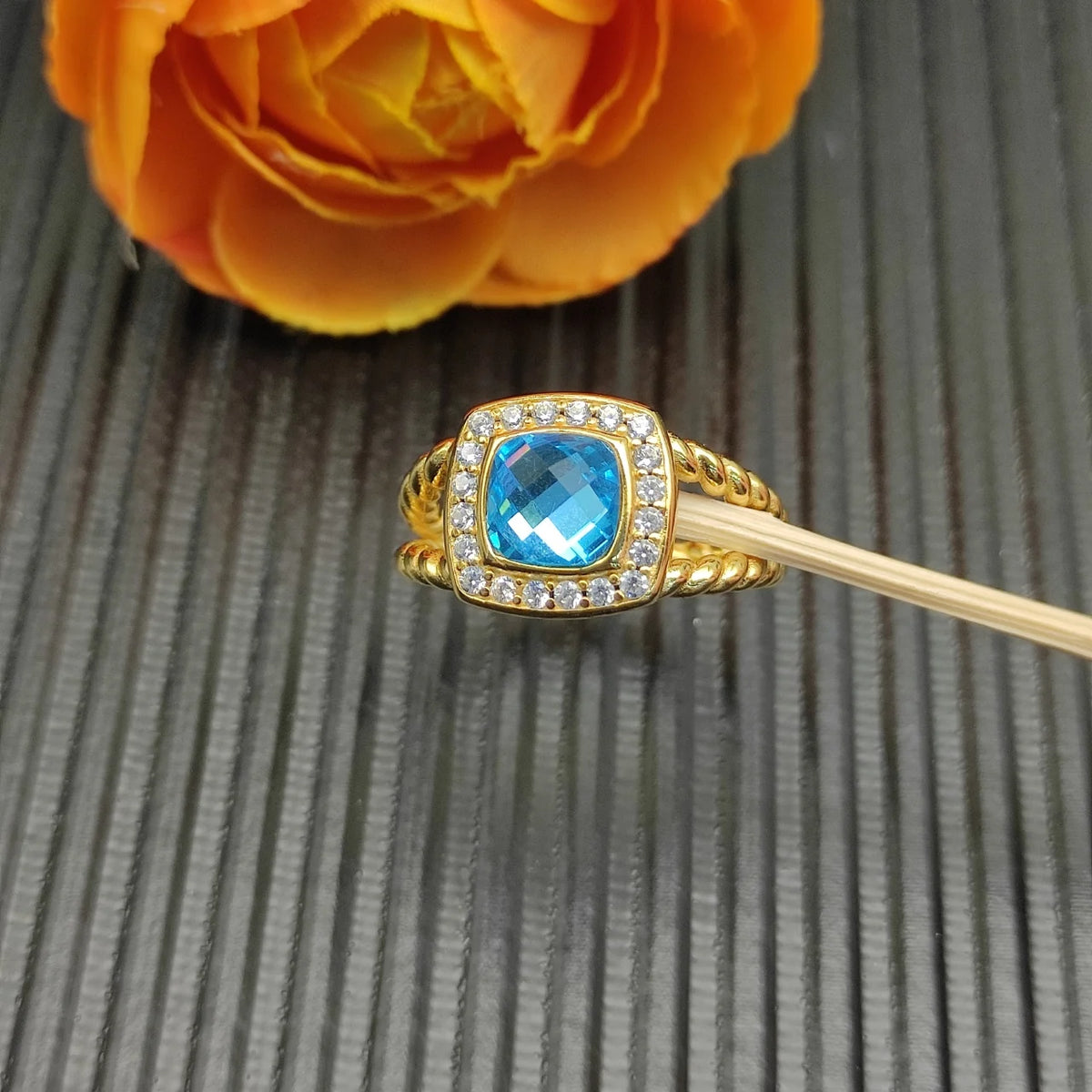 FASHIONISTA DY High-Quality Silver-Plated 14mm Square Diamond-Set Ring, Gold-Plated Colored Gemstone-Set Ring, Jewelry