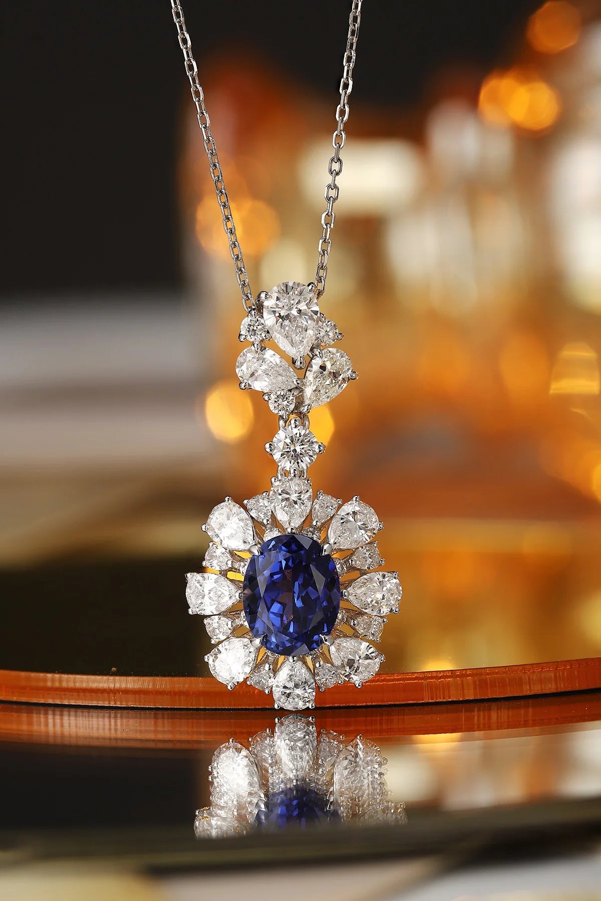 Gemfiori Anster 925 Sterling Silver High-quality Cultivated Sapphire Necklace - Suitable for Parties or As a Gift