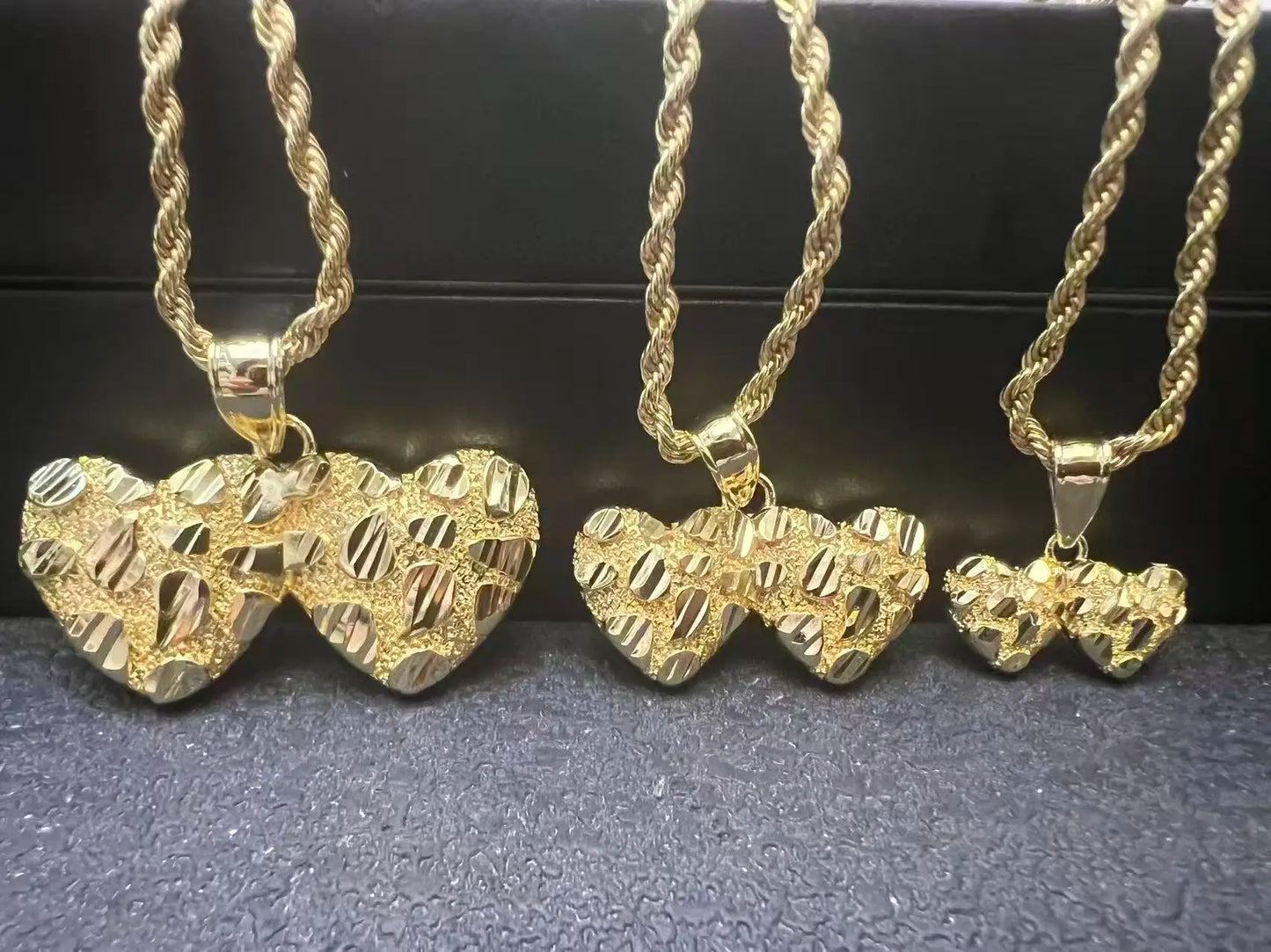 Stainless Steel Hip Hop Unique Design Gold Nugget Cut Heart Shaped Charm Pendant Necklace for Women/men Jewelry