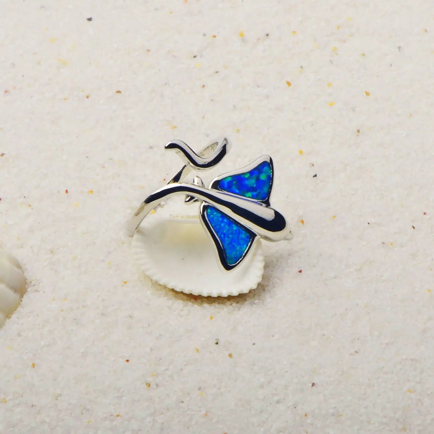Flower-Shaped Blue Opal Batfish Ring | Iridescent Gem Inlay Band | Modern Silver/Gold Plated Women's Trendy Fashion Jewelry