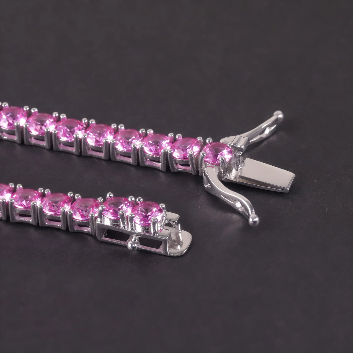 ArtistA Women High Quality Color Gemstone Bracelet Round Brilliant Cut 4MM Lab Grown Dark Pink Sapphire S925 Silver Tennis Bracelet