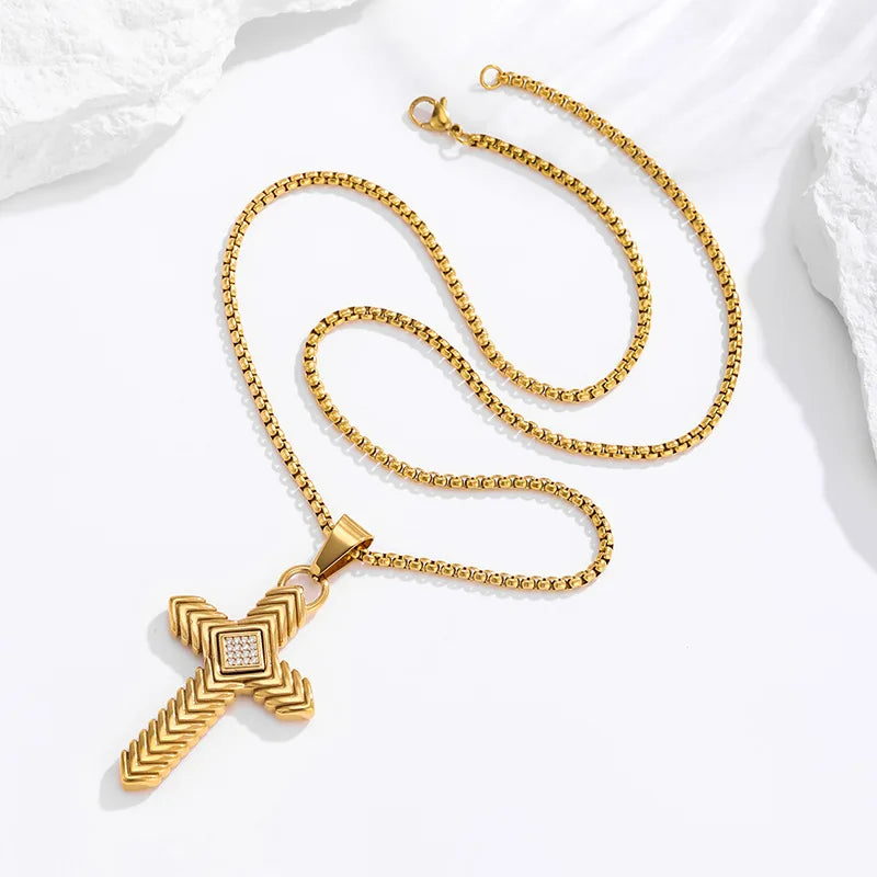 Wholesale Pvd Gold Black Silver Metal Color Plated Hip Hop 316 Stainless Steel with Bling Zircon Striped Cross Pendant Necklace
