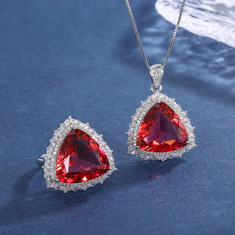 Fashion Jewelry Dainty Simple Design Eco-friendly Copper 17*17MM Triangular Cut Cubic Zirconia Geometric Necklace Set