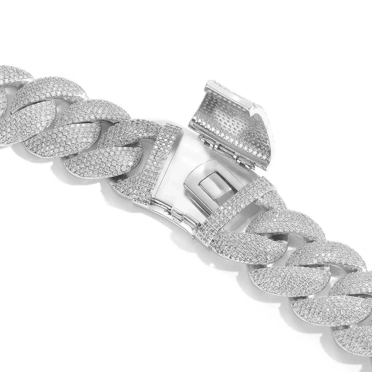 NEWLiFE BiG-BOSS 22mm Cuban Link Moissanite Necklace in 14K Gold Plated for Men | Designer Hip-Hop Jewellery